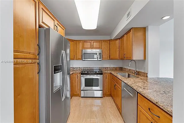1600 S Bayshore Ln #6A — Photo 10