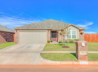 9628 Emilee Grace Ln, Moore, OK 73160