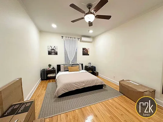 Rented by Realty 2000 Corp | media 11