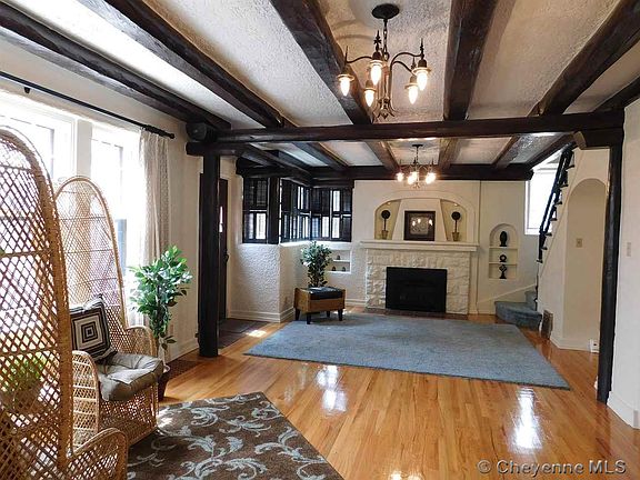 3rd image of 2915 Pioneer Ave