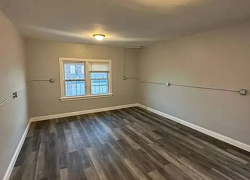 1st image of 3344 Ridge Rd APT 15