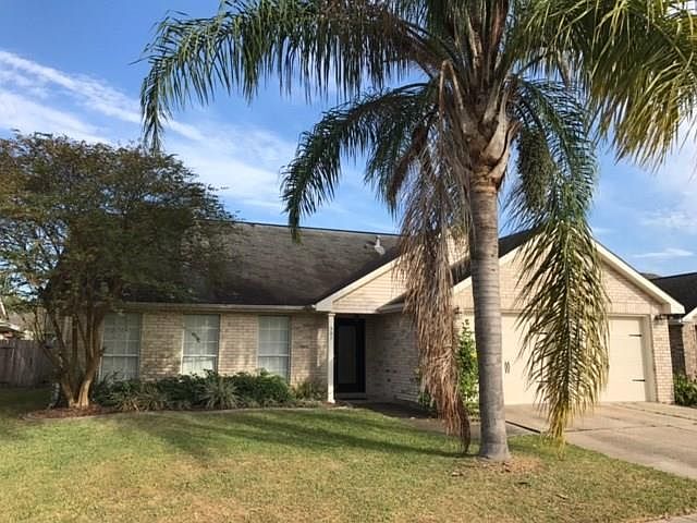 1st image of 307 Oakley Ln