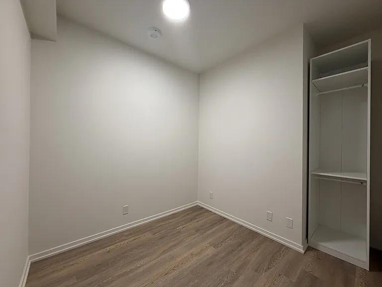 109 Erskine Ave #1006 — Photo 6