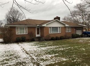 4002 Feidler Dr, Erie, PA 16506