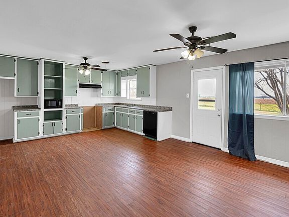 4th image of 201 Old Steinbeck Rd