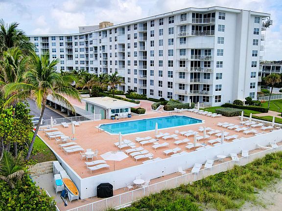 5th image of 2295 S Ocean Boulevard #803