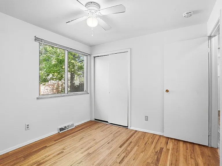 3260 E Maplewood Ave — Photo 21