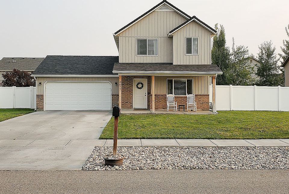 1st image of 3677 E Silverstone Dr