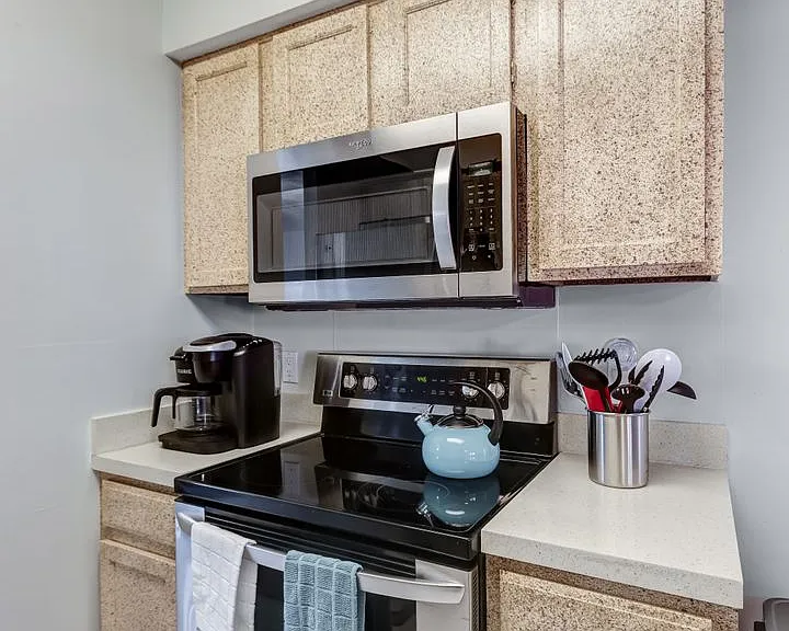 110 Cypress Way E #F8 — Photo 8