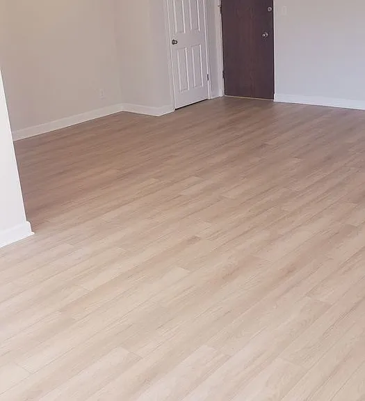 Encino Grand Manor — Photo 8