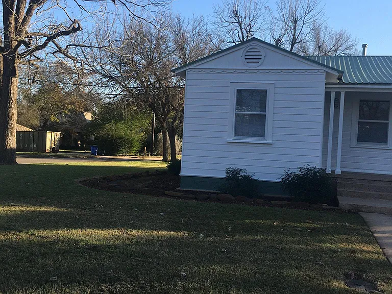 315 Cedar St — Photo 18