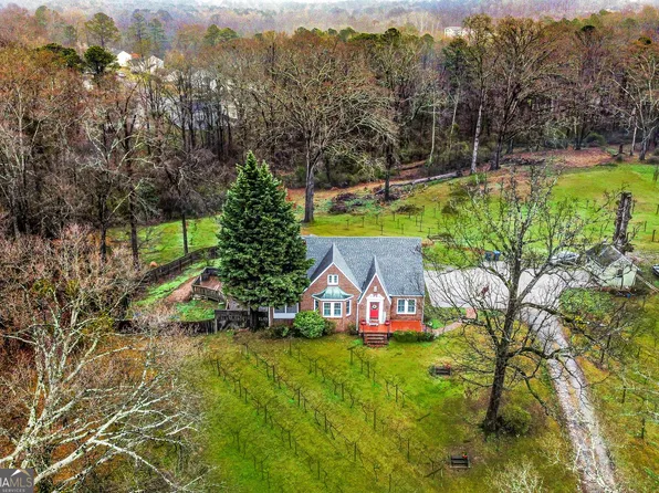 113 W Gordon St, Villa Rica, GA 30180