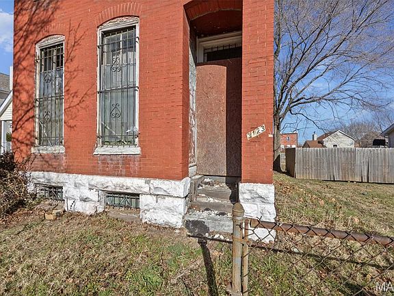 4th image of 3123 Rutger St