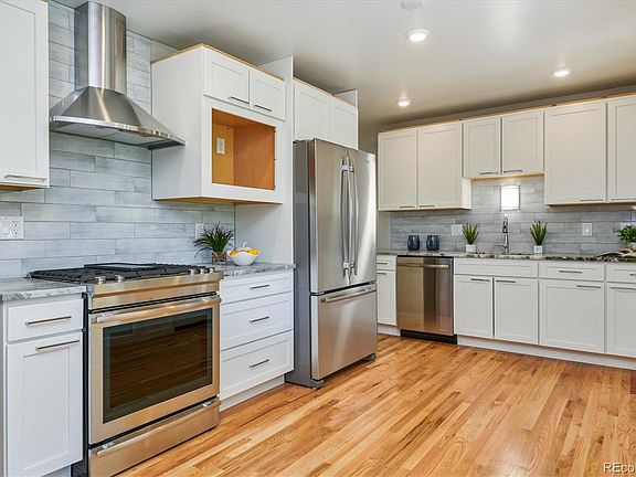 4th image of 7996 E Lehigh Ave