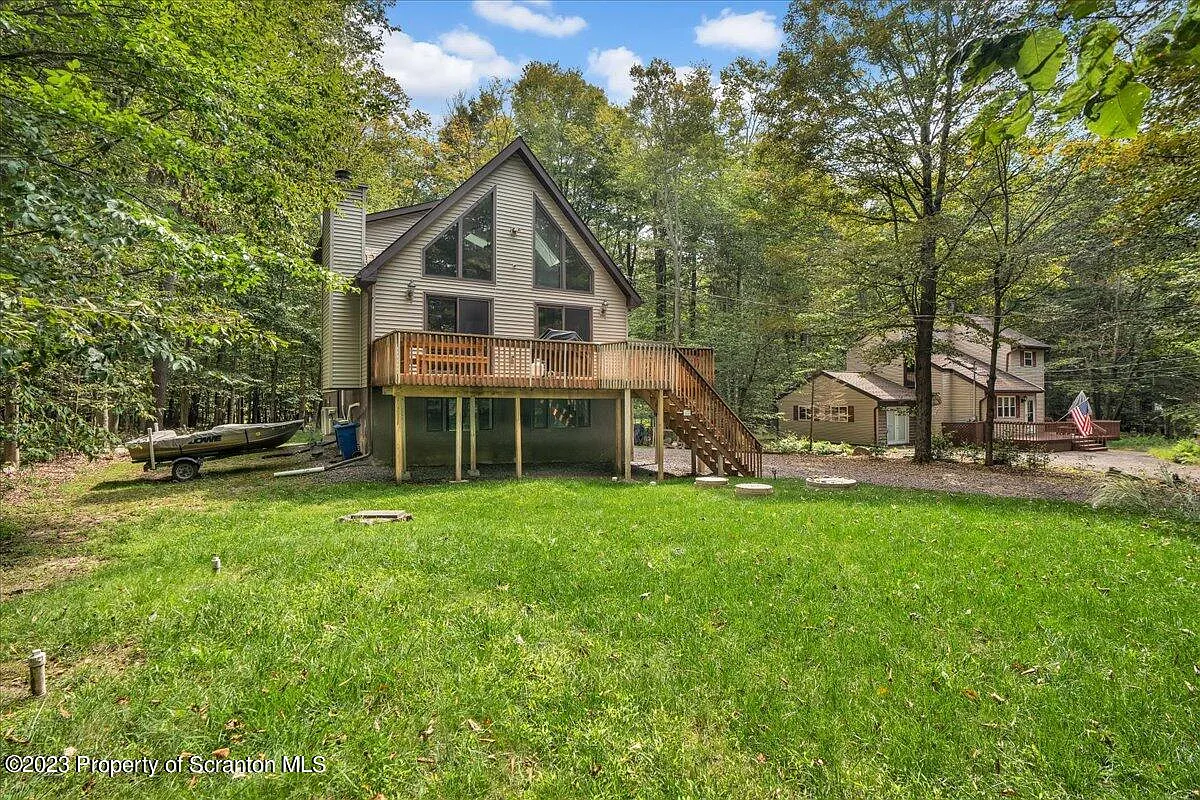 70 Sunset Dr photo 1