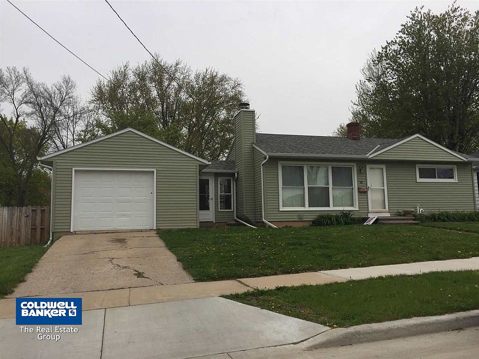 Charming 2 bedroom 1 story home