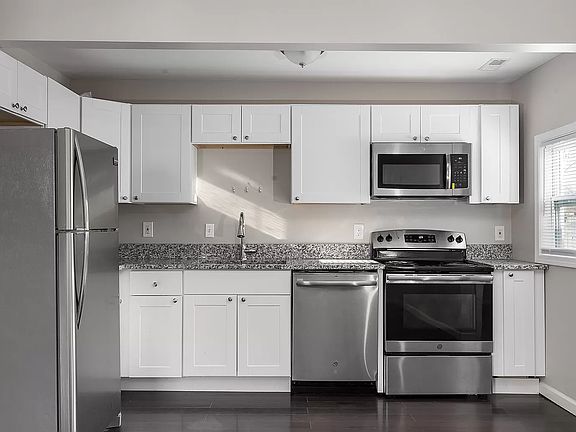 5th image of 6226 Arthur Ave