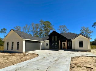 5645 School House Pond Rd, Lake Park, GA 31636