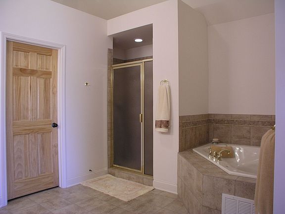 Executive Master Bath