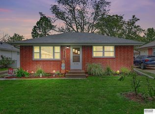 5720 Knox St, Lincoln, NE 68507