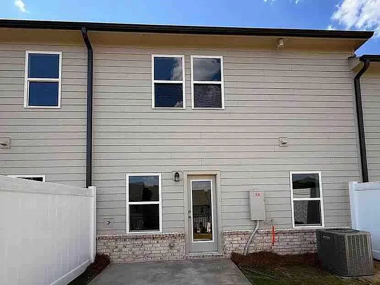 6761 Armonia Dr — Photo 14