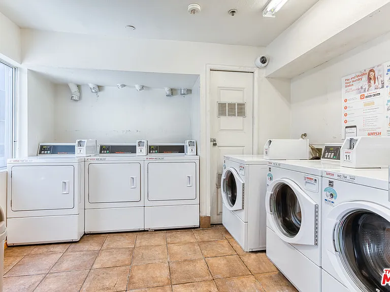 345 S Alexandria Ave #224 — Photo 14