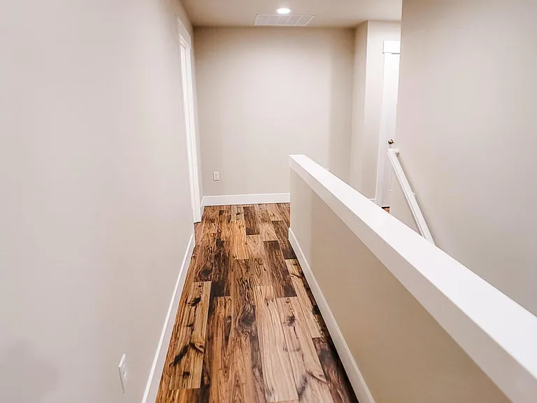 2220 Berryman Loop — Photo 32