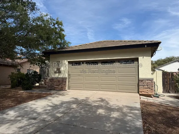 3462 E Lexington Ct, Gilbert, AZ 85234