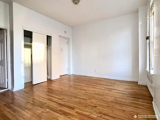 Rented by Sovereign Associates | media 9