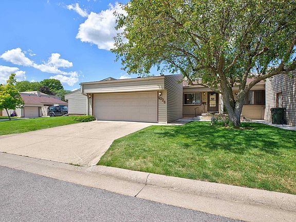 2nd image of 1026 Prairie Meadow Ct