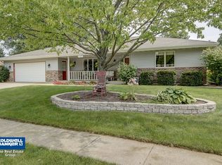 20947 S Ron Lee Dr, Shorewood, IL 60404