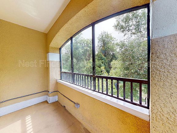 3rd image of 8539 Gate Pkwy W Unit 1322