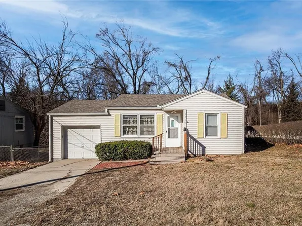 5310 NE Barnes Ave, Kansas City, MO 64119