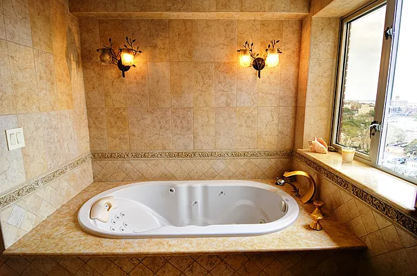 Sold by City Express Realty LLC | media 5