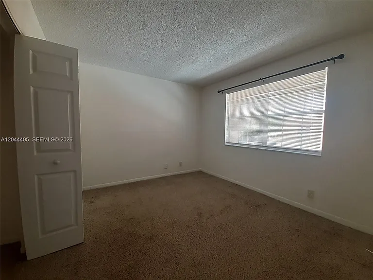 11447 NW 42nd St #11447 — Photo 11
