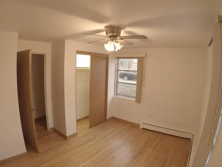 2604 Clarence Ave #2S — Photo 1