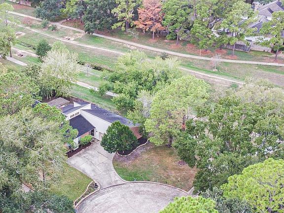 2nd image of 18119 Longcliffe Drive