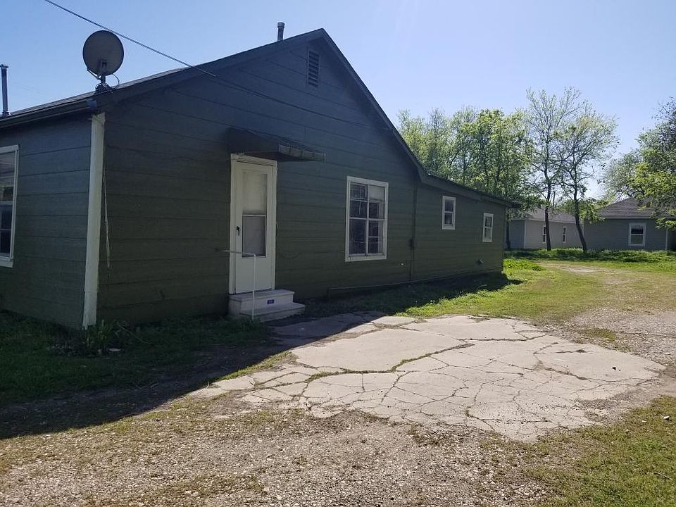 1123 S Grand Ave Gainesville TX Zillow