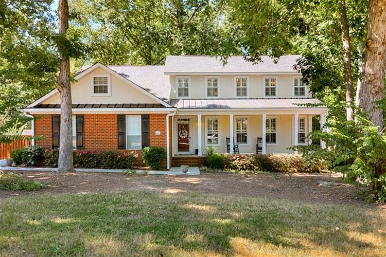 1st image of 407 Wade Plantation Dr