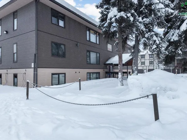 28 Glacier Ave APT 5, Fairbanks, AK 99701