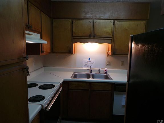 5th image of 529 Massachusetts Ave #C