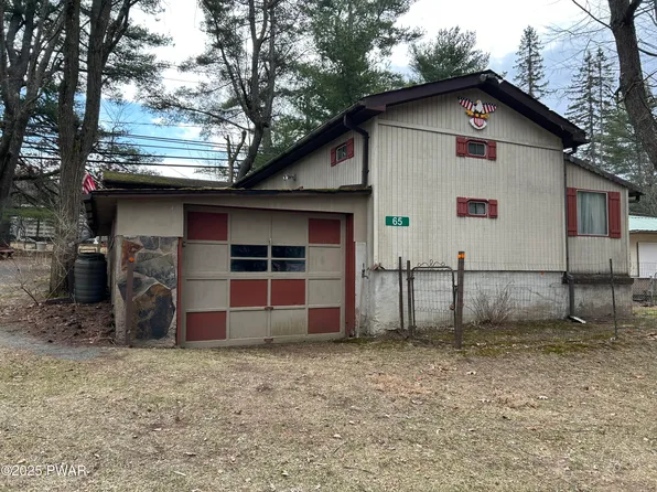 65 Cone Ln, Hawley, PA 18428