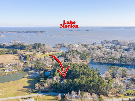 5th image of 141 Meredith Dr