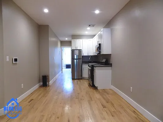 Rented by Blue Egg Realty Corp | media 17