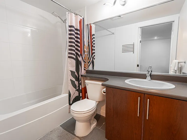 688 Abbott St #1003 — Photo 16