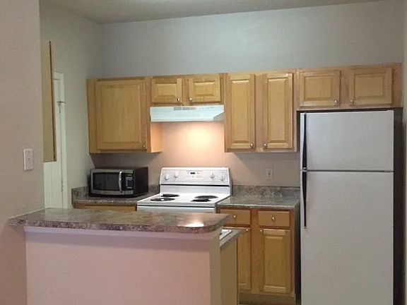 3rd image of 18021 Villa Creek Dr