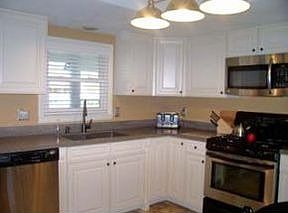 3rd image of 1029 Sarah Ln