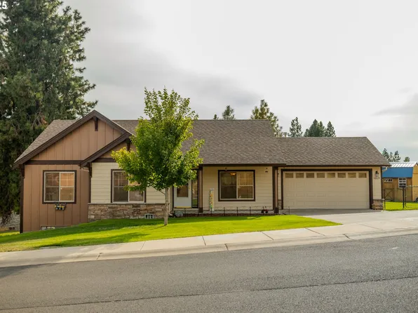 1009 Hoodview Pl, Goldendale, WA 98620