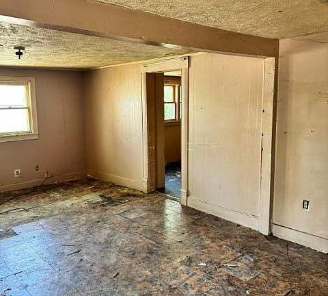 3rd image of 2326 N Jefferson Avenue