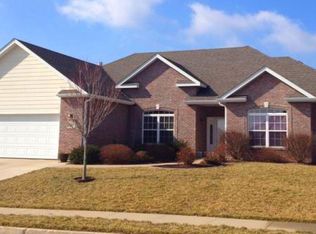 5403 S Chamois Dr, Columbia, MO 65203